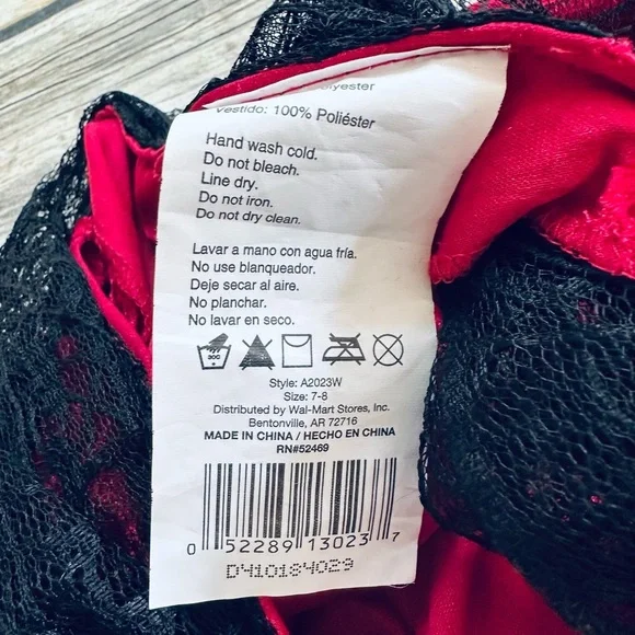 Girls Vampire Halloween Costume! Size 7-8 - Picture 6 of 6